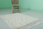 2.2 x 3.2 ft Moroccan Rug - Ivory Wool with Geometric Pattern