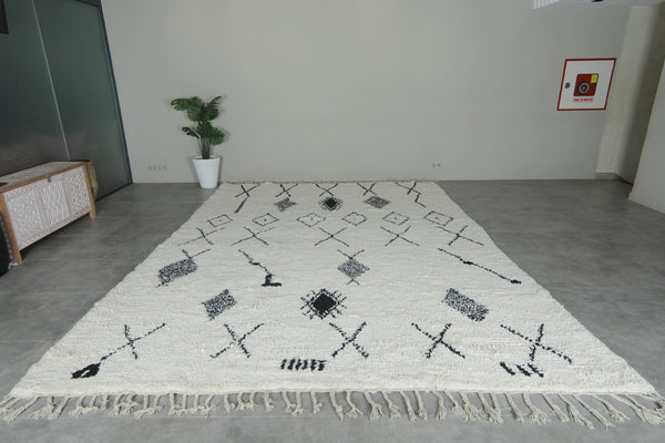 Custom Beni Ourain Rug – Handmade Black & White Moroccan Wool Carpet