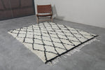 Vintage handmade moroccan beni ourain rug  5.5 FT X 6.8 FT