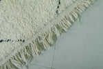 4.7 x 8.2 FT Moroccan Rug – Handwoven White with Black Diamond Pattern