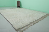 Handwoven Moroccan Rug 7.9ft x 9.8ft – Simple and Elegant White Design