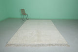 Elegant Moroccan Rug - 6.7 x 9.5 Ft, White with Diamond Pattern