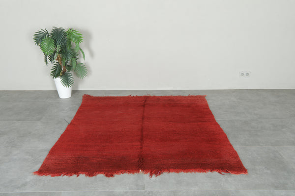 Minimalist red Moroccan rug - 5.3 ft x 5.7 ft - Handwoven wool carpet