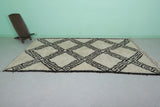 5.7 x 10.3 FT Moroccan Wool Rug – Bold Black Geometric Pattern