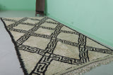 5.7 x 10.3 FT Moroccan Wool Rug – Bold Black Geometric Pattern