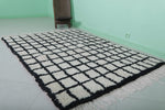 Handmade Berber Beni Ourain Rug – 4.6 x 6.5 ft Black and White Grid