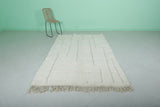 Modern Moroccan Rug 5.1 X 8.2 FT - Ivory with Geometric Line Pattern