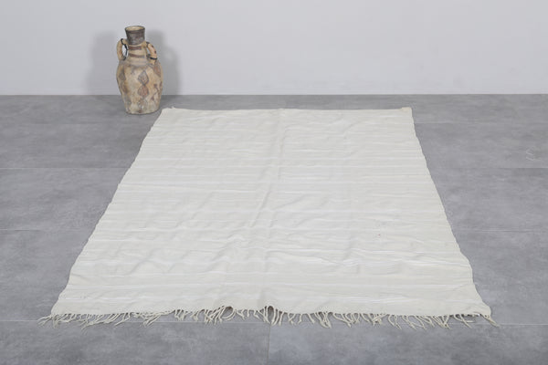 Beige Handwoven Berber Moroccan Rug – 4.2 FT X 6.3 FT | Subtle Geometric Design
