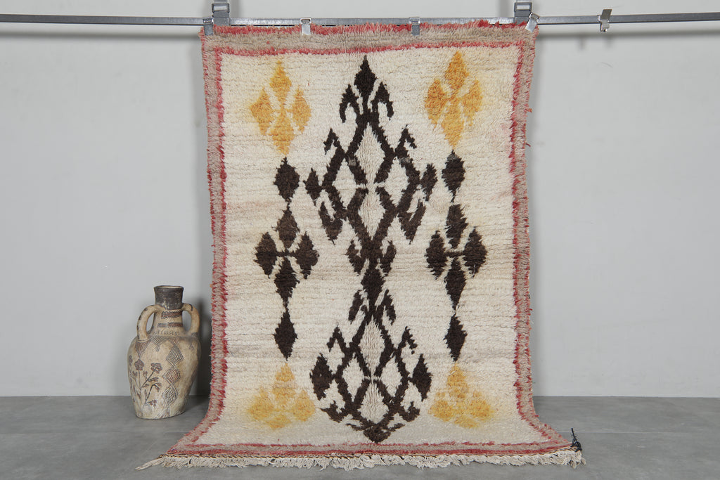 Moroccan vintage rug 3.8 x 6 ft - Tribal berber wool carpet