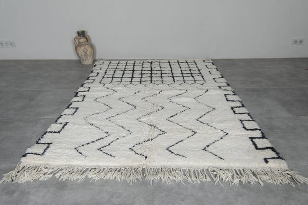 Handwoven Moroccan Beni Ourain Rug - 5.3 x 7.3 FT