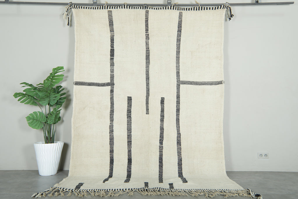 Minimalist Moroccan flatwoven rug - White with black linear motif - 7.2 ft x 10.3 ft