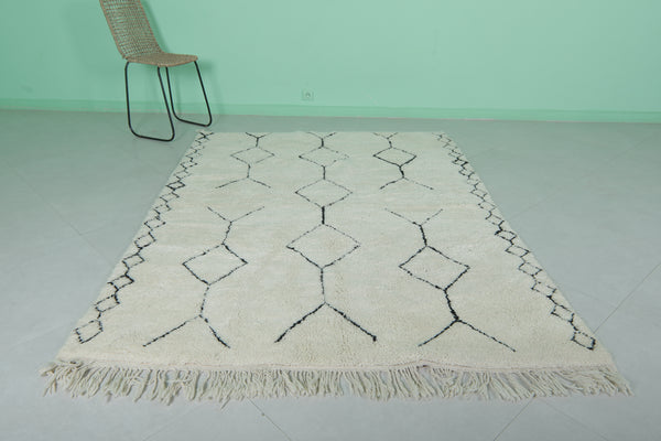 5.4 x 7.5 FT Moroccan rug – Unique double diamond pattern