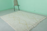 5 x 7.2 FT Moroccan Rug – Ivory Base with Yellow Diamond Pattern