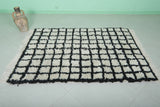 Black and White Moroccan Beni Ourain Rug – 4.6 x 6.2 ft Checkered Wool Carpet