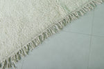 6.4 x 9 FT Moroccan Rug – Luxurious Creamy White Shag