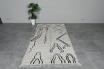 Long Beni Ourain Rug - Abstract Moroccan Wool | 4.7 x 8.2 FT