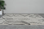 Long Beni Ourain Rug - Abstract Moroccan Wool | 4.7 x 8.2 FT