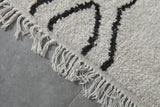 Long Beni Ourain Rug - Abstract Moroccan Wool | 4.7 x 8.2 FT