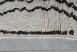 Long Beni Ourain Rug - Abstract Moroccan Wool | 4.7 x 8.2 FT