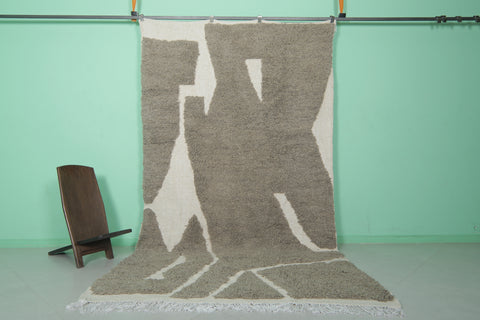 6.1 x 11.3 ft Moroccan wool rug - Abstract gray and white design