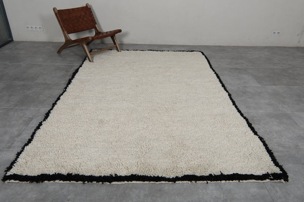 Creamy custom Moroccan wool rug – Soft, handcrafted design for your home