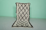Handwoven Moroccan Rug - Classic White with Diamond Patterns 2.9 x 6.2 ft