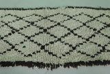 Handwoven Moroccan Rug - Classic White with Diamond Patterns 2.9 x 6.2 ft