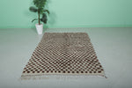 Handcrafted Moroccan Checkered Rug – 4.5 x 7.1 ft