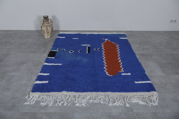 Handmade Moroccan azilal berber rug | 4.8 x 6.1 ft