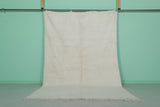 6.4 x 10.1 FT Moroccan Rug – Plush Off-White Shag