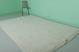 6.4 x 10.1 FT Moroccan Rug – Plush Off-White Shag