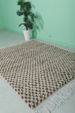 Handmade Moroccan Checkered Rug – 4.9 x 6.4 ft