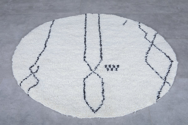 Round Moroccan wool rug – 5.1 ft | Handcrafted bohemian style
