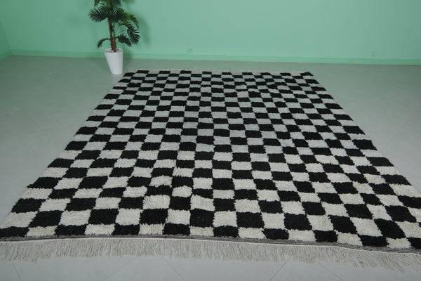 Large black & white checkered Moroccan rug – 9.1 x 9.9 ft, handwoven