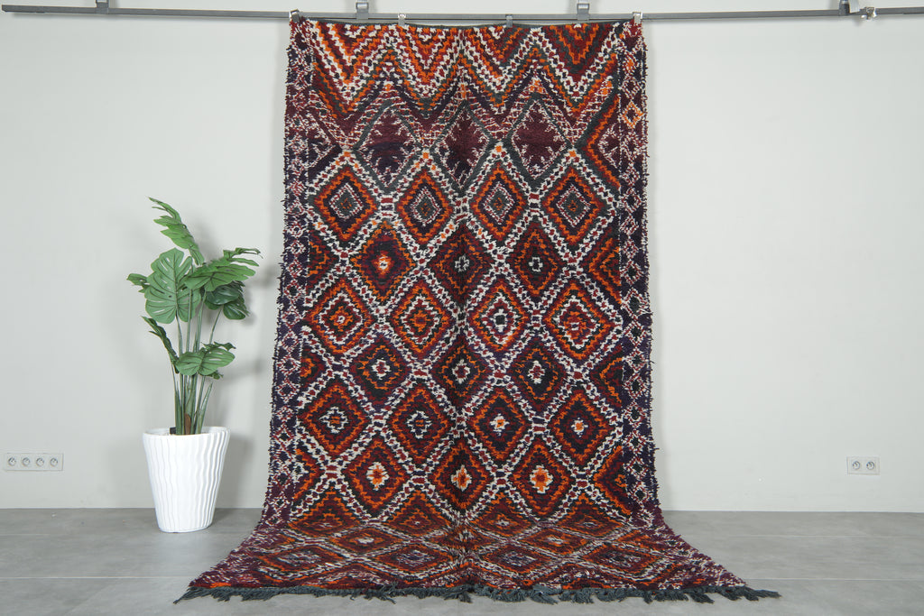 Geomettric Moroccan rug 6 ft x 11 ft - Handmade