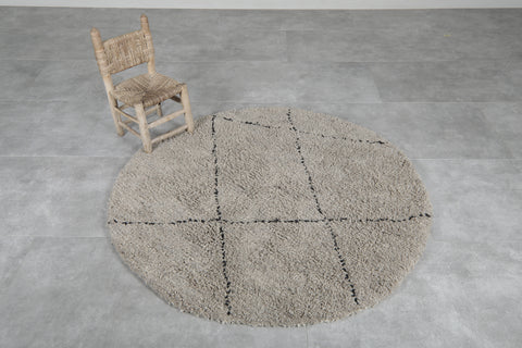 Round Moroccan Wool Rug - 5.1 ft Grey with Diamond Pattern