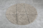 Round Moroccan Wool Rug - 5.1 ft Grey with Diamond Pattern