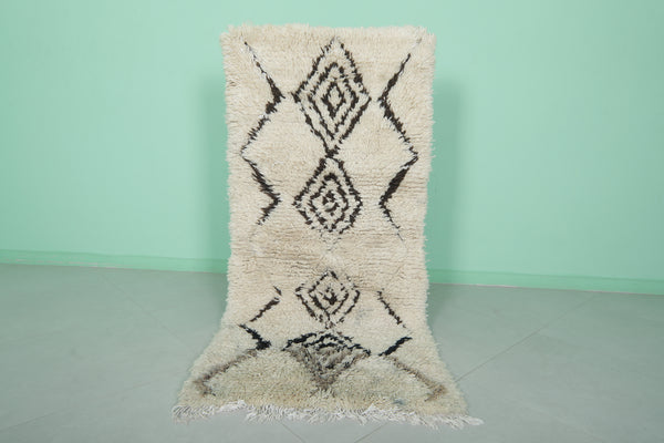Classic Moroccan berber rug - 2.6 FT × 5.8 FT | Handwoven diamond design