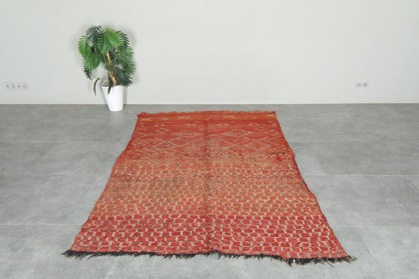 Handmade red Moroccan rug - Vintage wool & geometric design - 4.9 ft x 7.3 ft