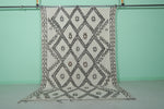 Elegant Moroccan Rug - 5.6 x 8.8 FT | Berber-Inspired Diamond Pattern