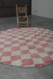 Round Pink and White Checkered Moroccan Wool Rug - 5 ft