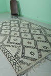 Elegant Moroccan Rug - 5.6 x 8.8 FT | Berber-Inspired Diamond Pattern