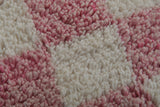 Round Pink and White Checkered Moroccan Wool Rug - 5 ft