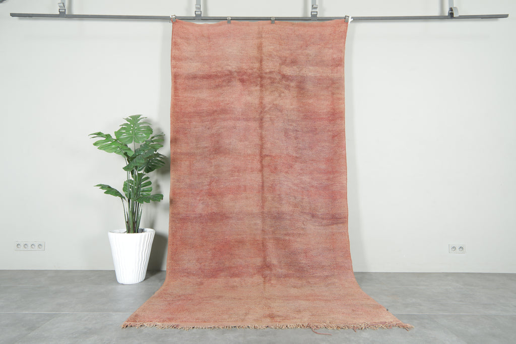 Vintage Moroccan rug  5.5 ft x 10.6 ft - Handmade