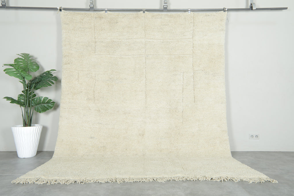 Minimaliste white beni ourain Moroccan rug - 8.2 ft x 10 ft