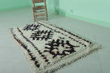 Authentic Moroccan Berber Rug - 2.7 x 5 ft | Ivory with Dark Tribal Patterns