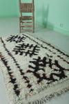 Authentic Moroccan Berber Rug - 2.7 x 5 ft | Ivory with Dark Tribal Patterns