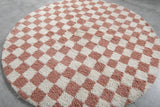 Round Pink and White Checkered Moroccan Wool Rug - 5 ft