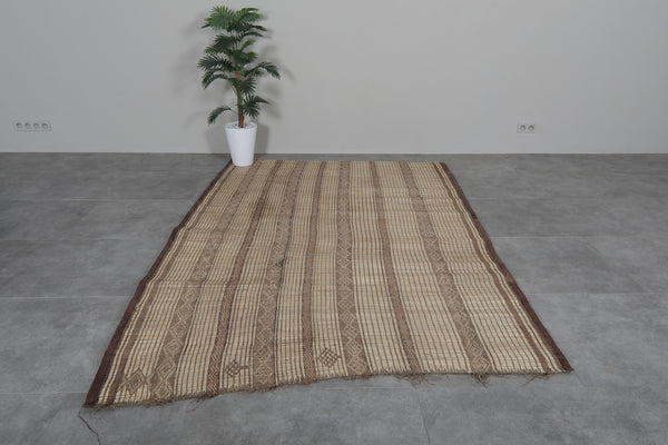 Tuareg rug 5.9 X 7.9 Feet