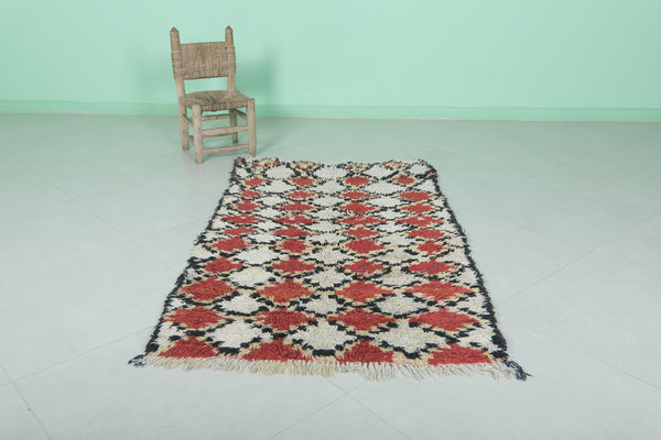 3.2 x 5.6 ft Moroccan berber rug | Cream and red diamond pattern